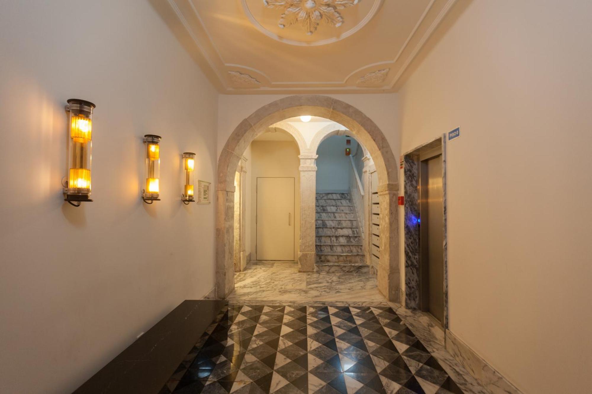 Flh Downtown Comfy Apartment Lisbona Esterno foto